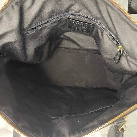 Brand new with tag Coach brand purse - Picture 6 of 9